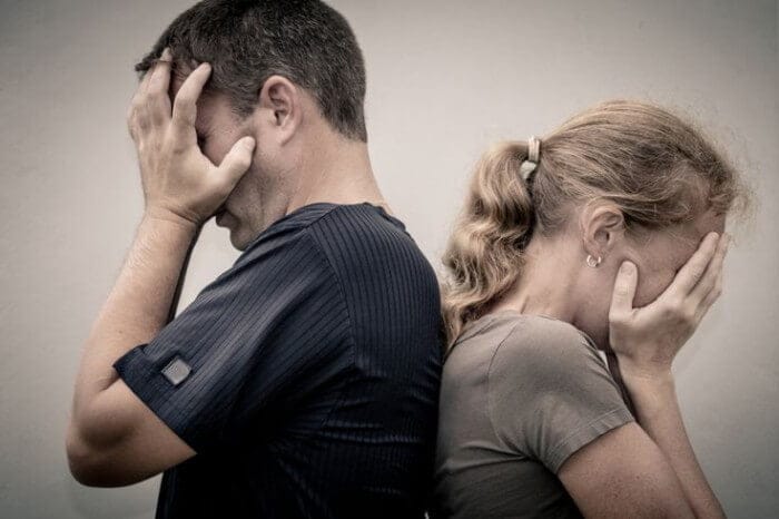 ¿Por qué los hombres y las mujeres son infieles? Causas de infidelidad